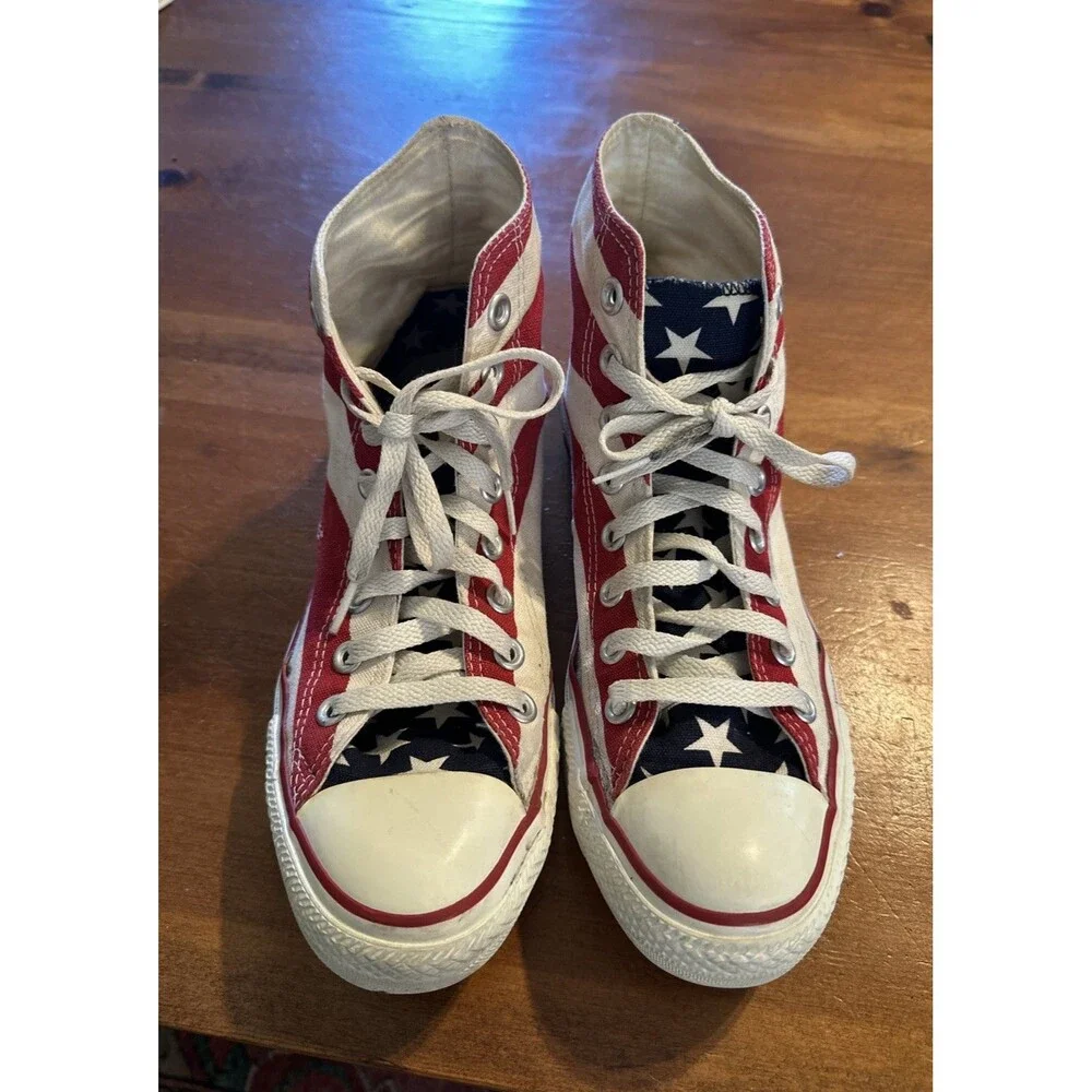 Vintage Converse USA Flag Chuck Taylor All Star Hi Top Shoes Men’s 7 Women’s 9